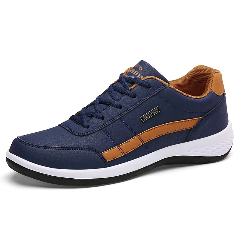 Sapatilha de couro impermeável masculina, sapatos confortáveis casuais, calçado com renda, sapato vulcanizado para homem